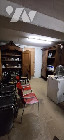 VIC-FEZENSAC, Maison de rue avec garage et jardin