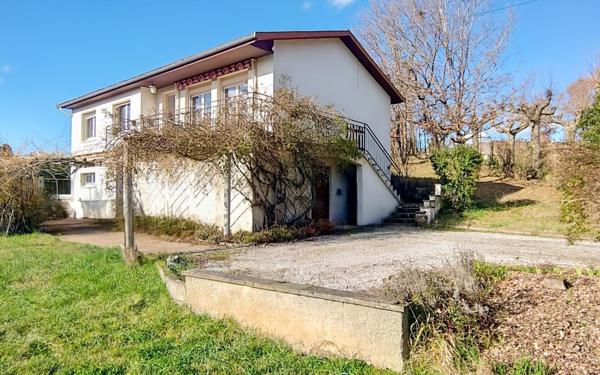 Maison à vendre    4 pièces •  Montricoux