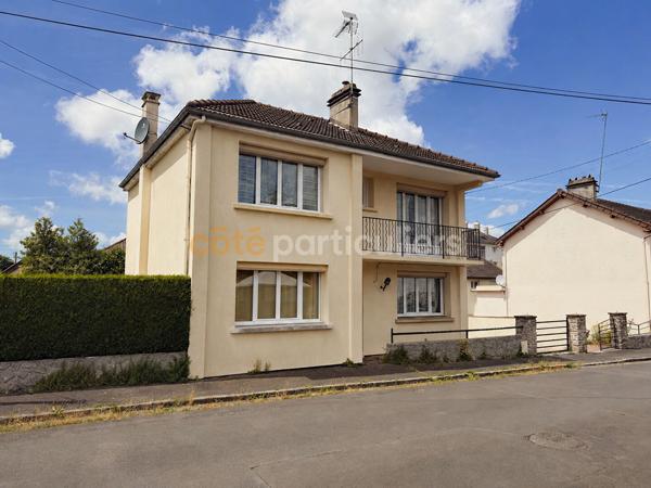 Vente
                Maison104 m² - 5 Pièces -
                    SAINT LO (50000)