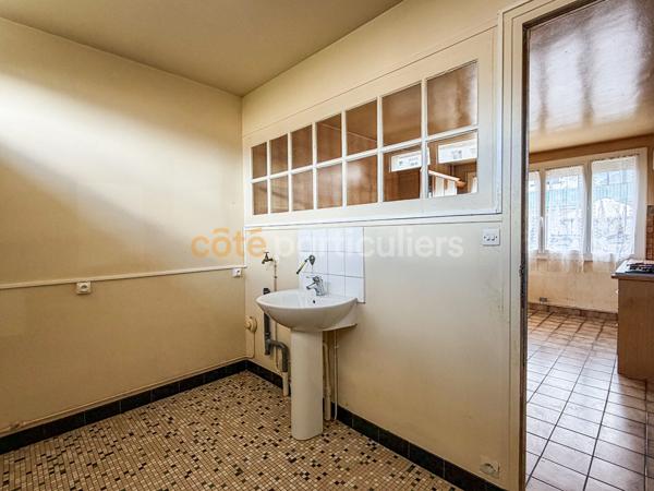 Vente
                Maison104 m² - 5 Pièces -
                    SAINT LO (50000)