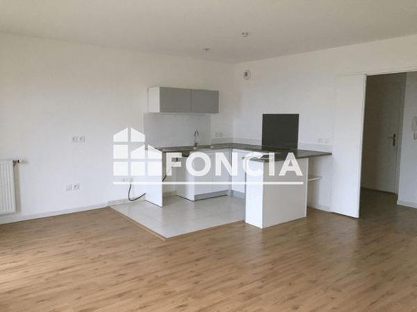 Location Appartement 3 pièces 72.5 m² - 41 RUE PIERRE BROSSOLETTE Evreux 27000