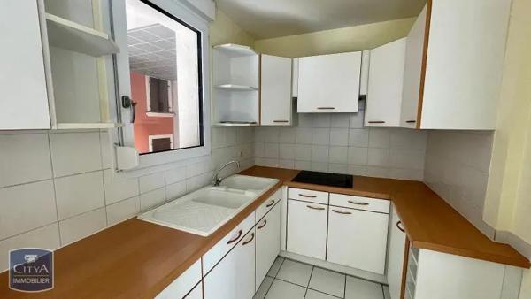 Appartement à louer 2 pièces 59.97m²