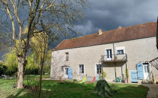 Maison à vendre    9 pièces • 260 m2 Coulommiers