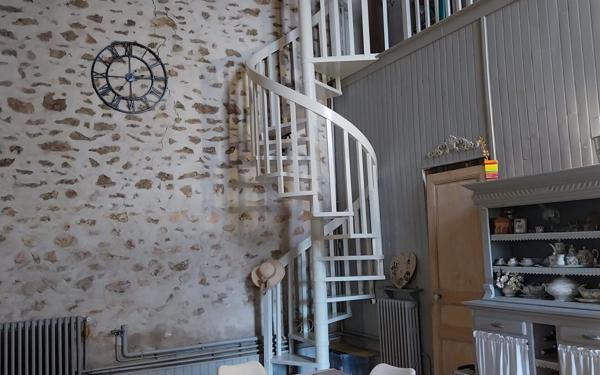 Maison à vendre    9 pièces • 260 m2 Coulommiers