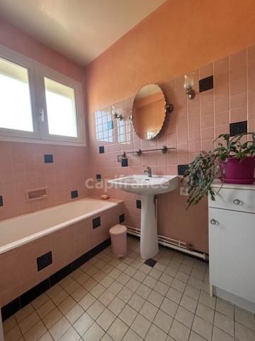 Maison à vendre 7 pièces BLENEAU (89)