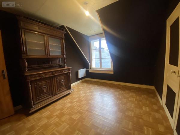 Maison à vendre à La Suze-sur-Sarthe dans la Sarthe (72210), ref : 72126-3118