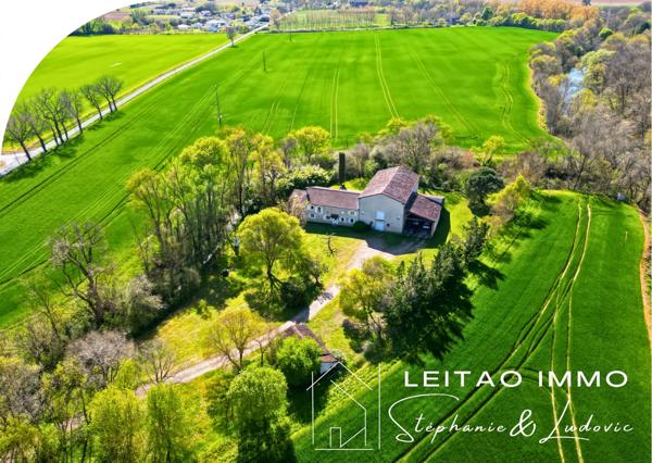 Réalmont (81120) Corps de ferme avec dépendances et piscine