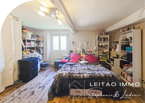 Réalmont (81120) Corps de ferme avec dépendances et piscine