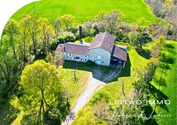 Réalmont (81120) Corps de ferme avec dépendances et piscine