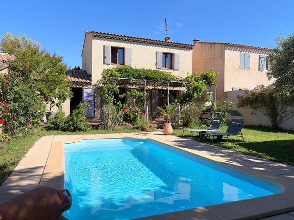 A VENDRE EXCLUSIVITE 84120 PERTUIS MAISON TYPE 4 PIECES D'ENVIRON 88M² AVEC JARDIN, GARAGE, PISCINE ET ABRIS DE JARDIN.