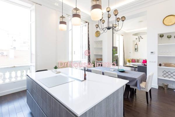 Appartement à louer 4 pièces de 140 m²