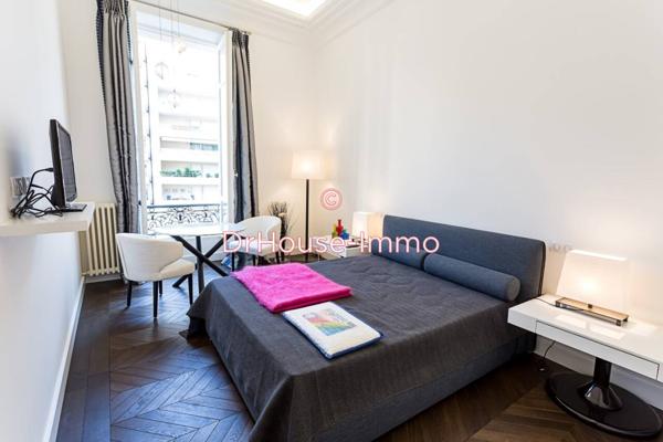 Appartement à louer 4 pièces de 140 m²