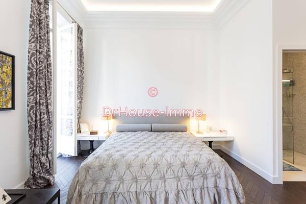 Appartement à louer 4 pièces de 140 m²