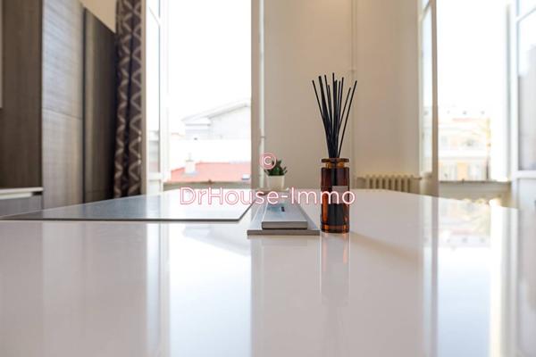 Appartement à louer 4 pièces de 140 m²