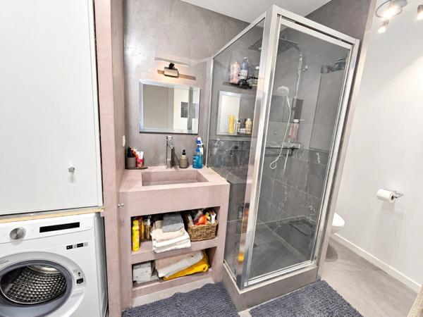 Appartement à vendre 3 pièces MARSEILLE 10EME ARRONDISSEMENT (13)