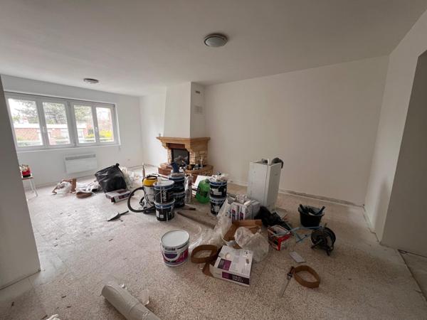 Maison semi-individuelle 3 ch + Comble aménagé - sous sol - jardin