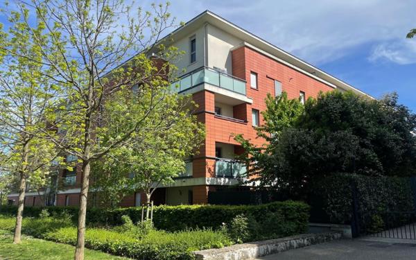 Appartement à vendre    3 pièces • 58,48 m2 Noisiel