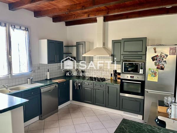 EXCLUSIVITÉ – Maison rénovée avec sous-sol et terrain de 993 m²