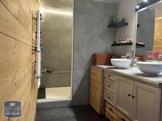 Appartement à vendre 4 pièces 137m²