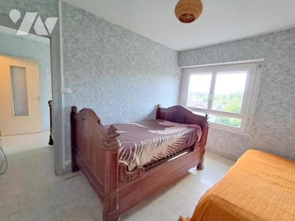   Antigny-  Beau potentiel pour cette  charmante maison