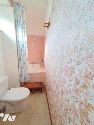   Antigny-  Beau potentiel pour cette  charmante maison