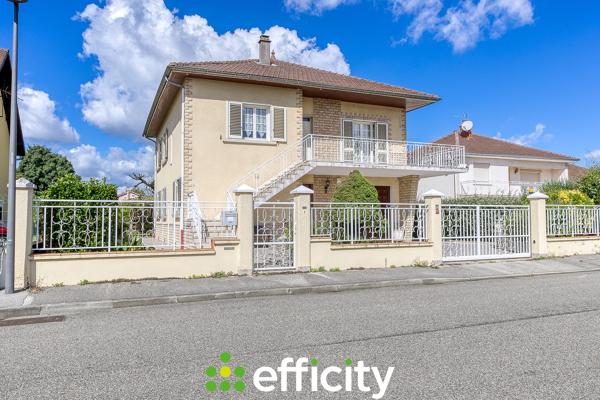 Maison
         7 pièces
        - 180 m² 480 000 € *