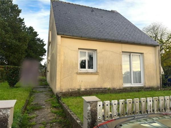 Maison PLAINTEL à rénover, beau potentiel