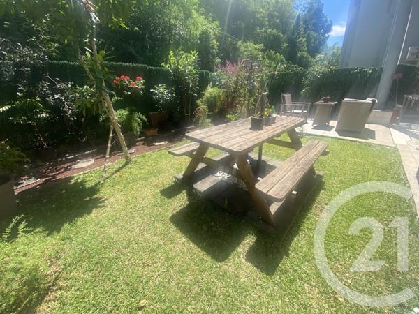 Appartement F2 à vendre  2 pièces - 52,94 m2 ST DENIS - 974