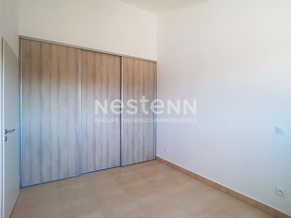 A VENDRE - MAISON CONTEMPORAINE L'ISLE-JOURDAIN CENTRE