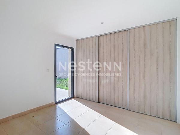 A VENDRE - MAISON CONTEMPORAINE L'ISLE-JOURDAIN CENTRE