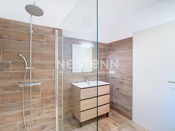 A VENDRE - MAISON CONTEMPORAINE L'ISLE-JOURDAIN CENTRE