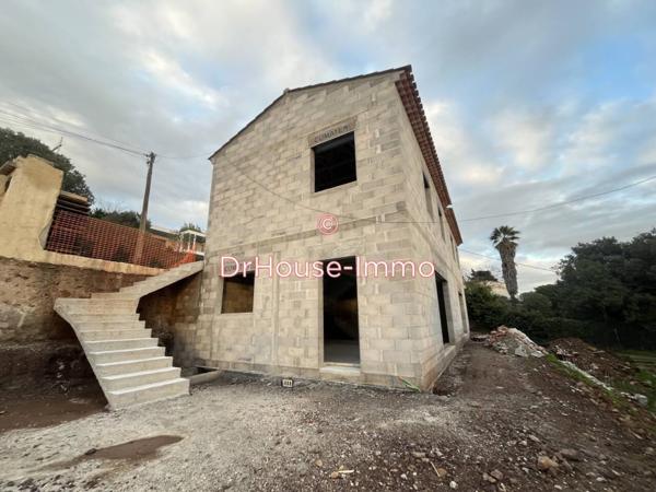 Terrain à vendre 4 pièces de 84 m²