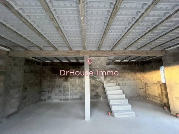 Terrain à vendre 4 pièces de 84 m²