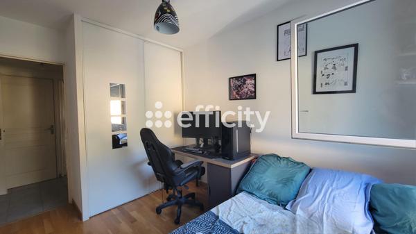 Appartement
         4 pièces
        - 86 m² Exclusivité 289 000 € *
