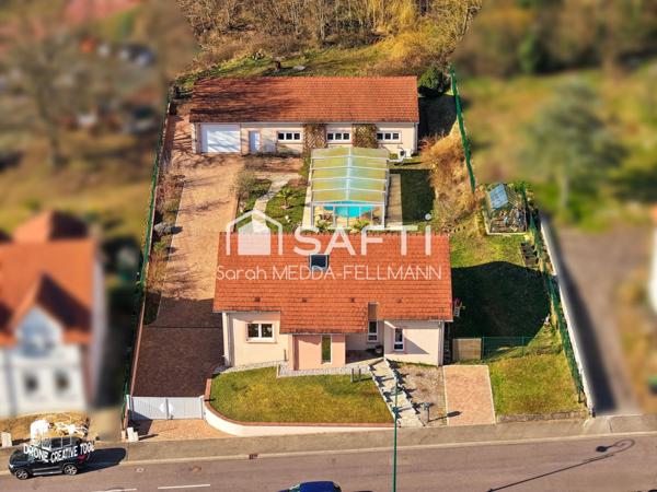 Maison principale + Maison secondaire + Piscine