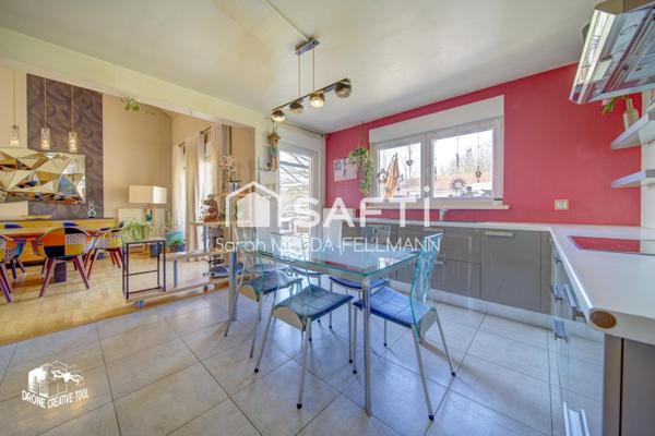 Maison principale + Maison secondaire + Piscine