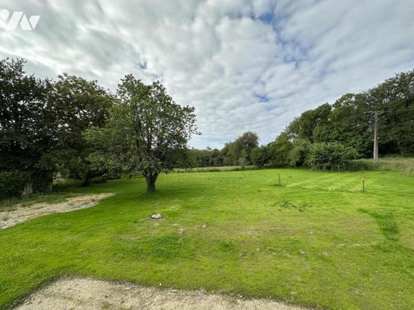 A VENDRE 56 BRECH DEMEURE EN PIERRES DANS BEL ENVIRONNEMENT - NOMBREUSES POSSIBILITES