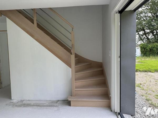 A VENDRE 56 BRECH DEMEURE EN PIERRES DANS BEL ENVIRONNEMENT - NOMBREUSES POSSIBILITES