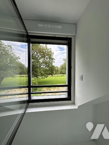 A VENDRE 56 BRECH DEMEURE EN PIERRES DANS BEL ENVIRONNEMENT - NOMBREUSES POSSIBILITES