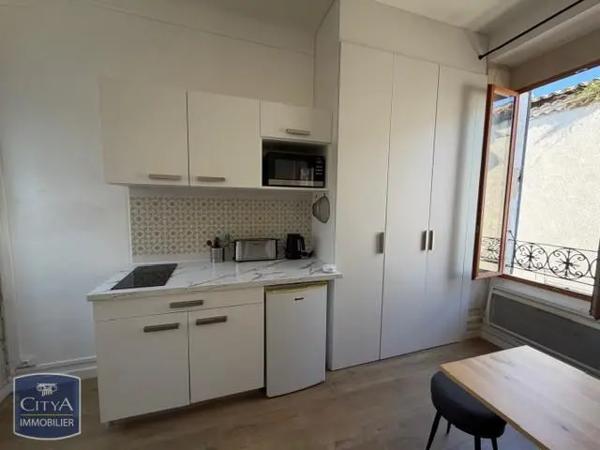 Appartement à louer 1 pièce 26.41m² Nîmes (30000)