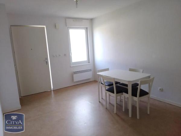 Appartement à louer 3 pièces 54m² Herry (18140)