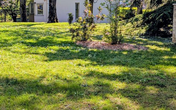 Appartement à vendre    5 pièces • 101,26 m2 Lyon 9