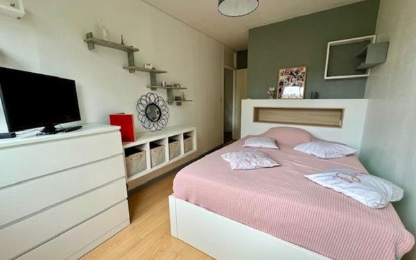 Appartement à vendre    3 pièces • 66,35 m2 Marly-le-Roi