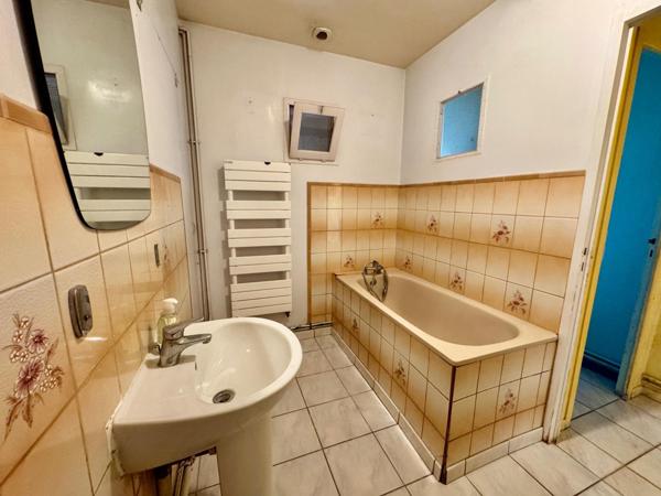 Maison de plain-pied avec deux chambres