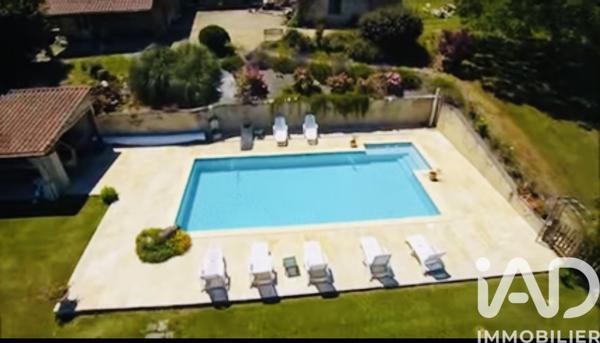Maison à vendre 16 pièces 330 m² Thenon