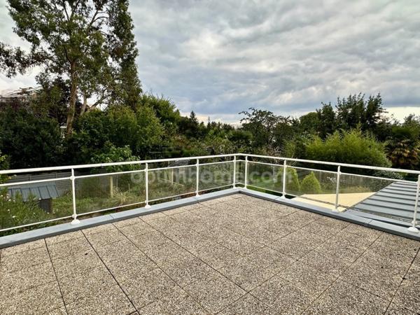 NANTES la Beaujoire - Maison 226 m2 6 chambres garage et jardin