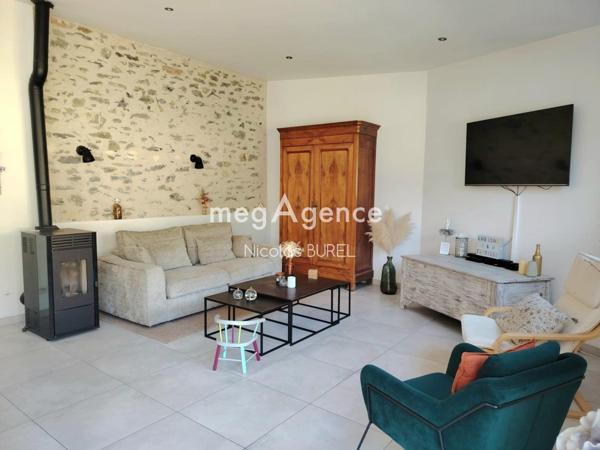 Maison à LA BACONNIERE, 53240 - 6 pièces 140m²