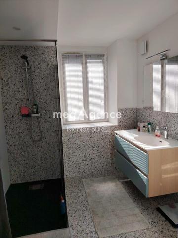 Maison à LA BACONNIERE, 53240 - 6 pièces 140m²