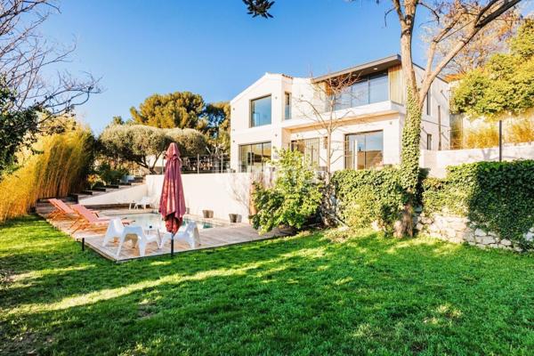 Allauch / Maison / Piscine / Garage / Vue dominante