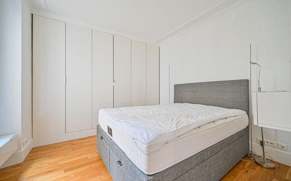 Appartement à louer    2 pièces •  Paris 17